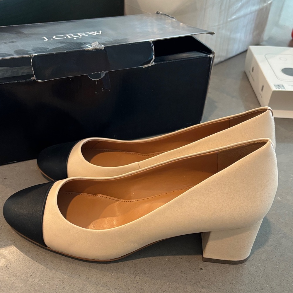 J. Crew Cream and Black block heel - Picture 2 of 7